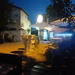 Πανσιόν Camp