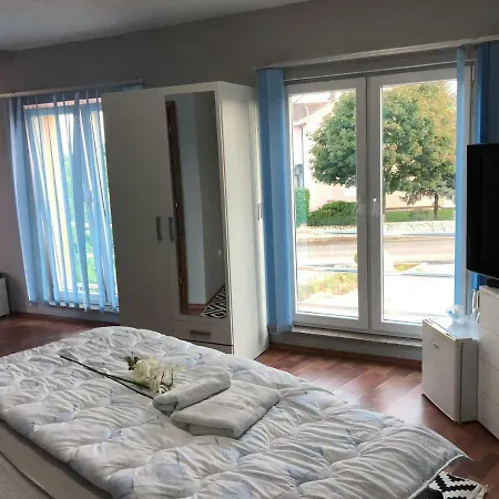 Camp Guest house Grude